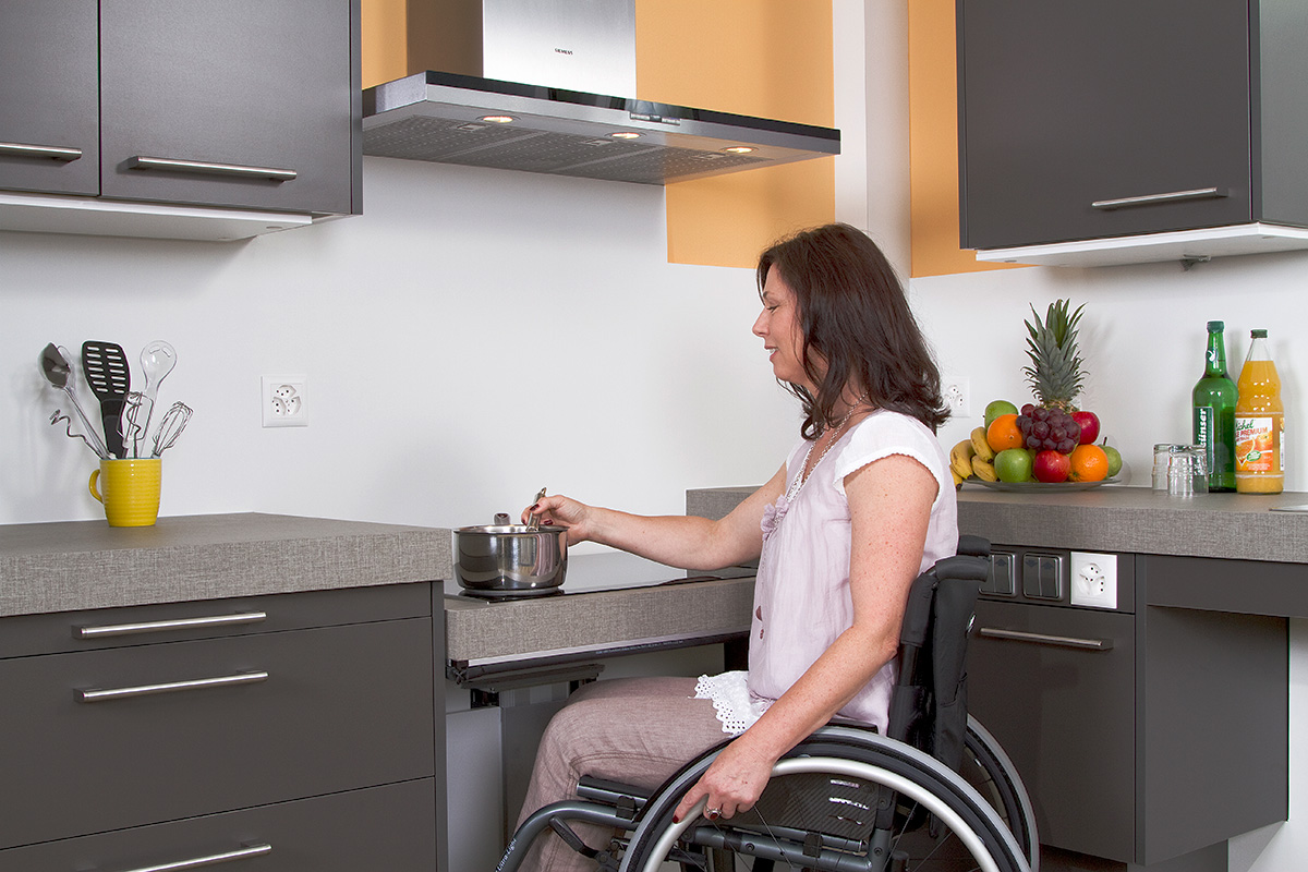 [Titel] - Die SAHB – Ihre unabhängige Beraterin und Dienstleisterin für Hilfsmittel in der Schweiz 17