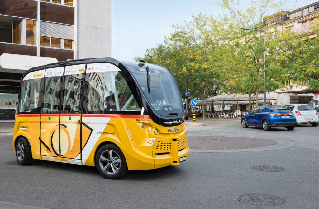 Autonomie grâce à la robotique et aux moyens auxiliaires numériques - La FSCMA – Votre conseillère et prestataire de services indépendante pour les moyens auxiliaires en Suisse 5